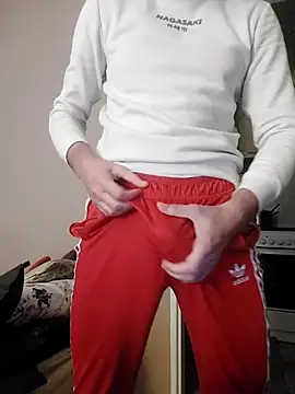 MlodyDres online show from October 14, 4:41 pm