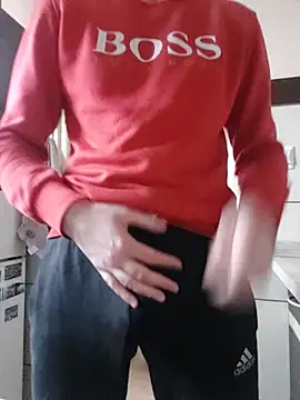 MlodyDres online show from October 22, 5:41 am