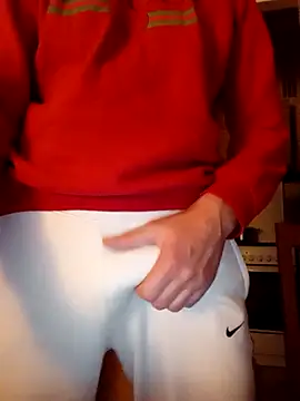 MlodyDres online show from October 28, 5:37 pm