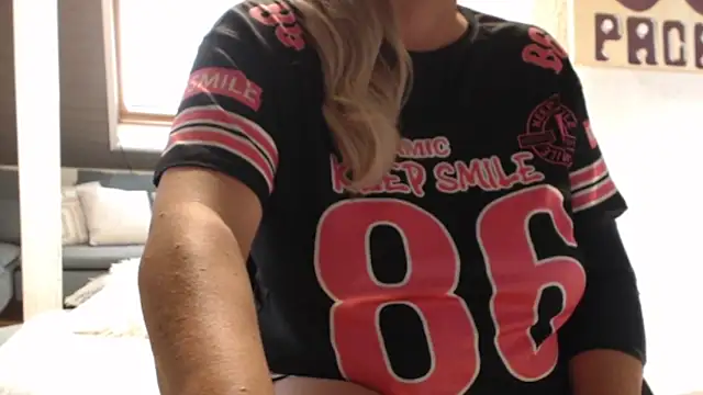 KimMitchelli online show from November 2, 9:33 am