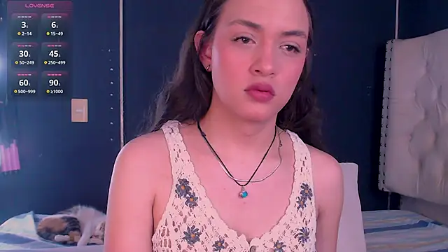 Snapshot of valen_thompson chatting on February 28, 12:10 am valen thompson online show from February 28, 12:10 am