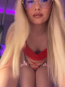 mollyxxx online show from April 7, 1:39 am