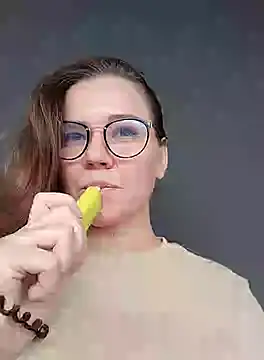 KellyKleine online show from October 11, 3:21 pm