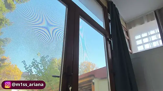 Snapshot of Miss_Ariana_ chatting on November 2, 7:55 am Miss Ariana online show from November 2, 7:55 am