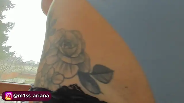 Snapshot of Miss_Ariana_ chatting on December 4, 7:06 am Miss Ariana online show from December 4, 7:06 am