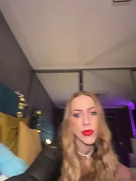 RockQueen A online show from February 26, 5:28 am