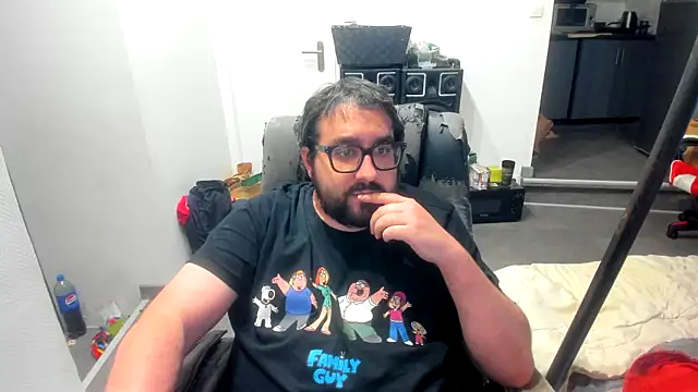 Snapshot of bears549a chatting on November 10, 6:51 pm bears549a online show from November 10, 6:51 pm