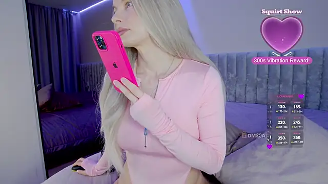 Snapshot of Goddessex chatting on October 22, 4:35 am Goddessex online show from October 22, 4:35 am