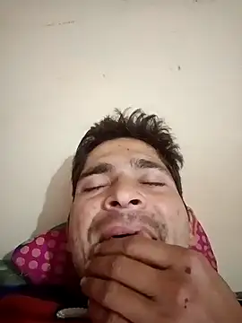 SunnyleoneBG online show from December 31, 8:04 am