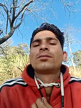 SunnyleoneBG online show from January 5, 9:05 am