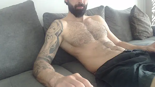 Verycutex online show from April 15, 5:58 am