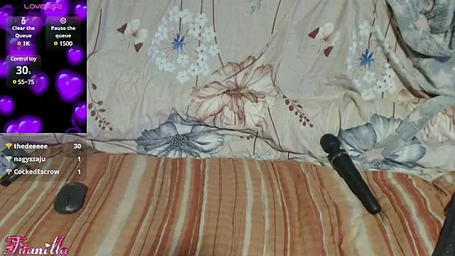 Titanilla39 online show from January 25, 6:12 am