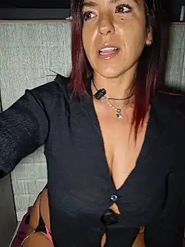 allyson22andy online show from February 12, 10:05 pm