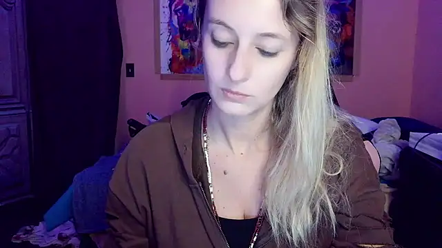 Snapshot of AsiaGoesPro chatting on November 22, 4:11 am AsiaGoesPro online show from November 22, 4:11 am