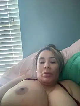 Aw ThROAt9 online show from March 11, 3:40 pm