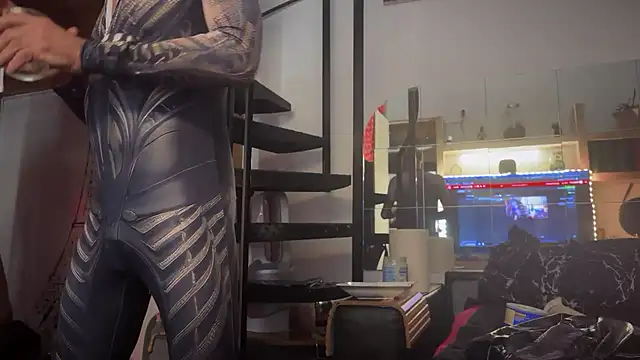 Snapshot of Sportparis4 chatting on September 10, 12:43 am Sportparis4 online show from September 10, 12:43 am