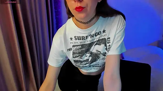 CurlySteph online show from October 5, 4:38 pm