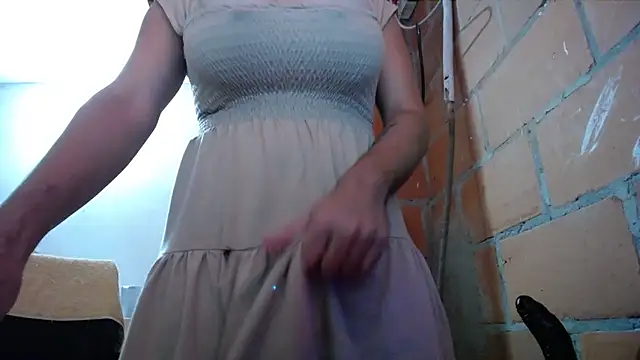 Snapshot of gottibanks chatting on March 17, 5:00 am gottibanks online show from March 17, 5:00 am