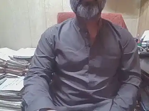 hairymaster95 online show from November 5, 4:23 am