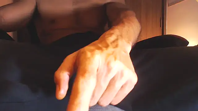 ErosFindomKing online show from April 8, 4:56 am