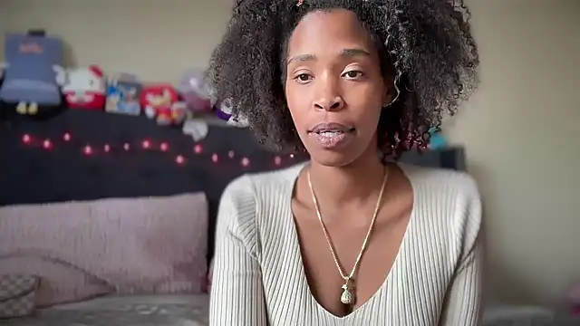 Cum2Charm online show from December 19, 6:15 pm