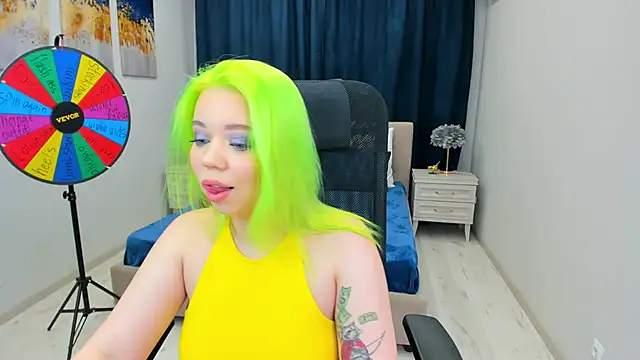 Snapshot of EnergyBunny_1 chatting on January 9, 10:41 pm EnergyBunny 1 online show from January 9, 10:41 pm