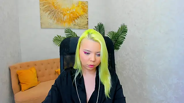 Snapshot of EnergyBunny_1 chatting on January 22, 7:45 pm EnergyBunny 1 online show from January 22, 7:45 pm