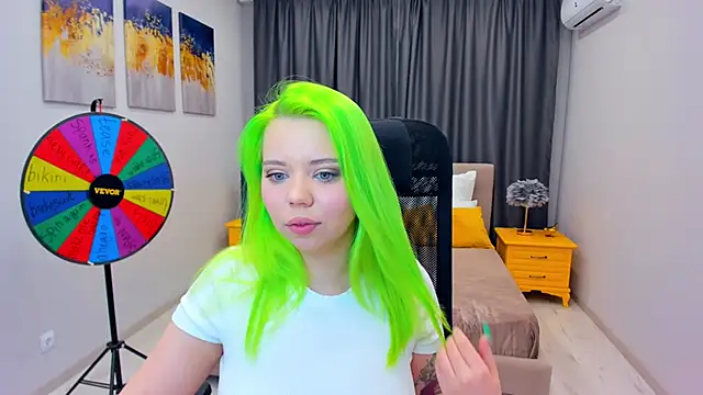 Snapshot of EnergyBunny_1 chatting on January 27, 11:43 pm EnergyBunny 1 online show from January 27, 11:43 pm