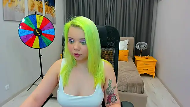 Snapshot of EnergyBunny_1 chatting on February 4, 5:12 pm EnergyBunny 1 online show from February 4, 5:12 pm