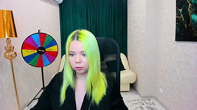 Snapshot of EnergyBunny_1 chatting on February 22, 11:35 pm EnergyBunny 1 online show from February 22, 11:35 pm