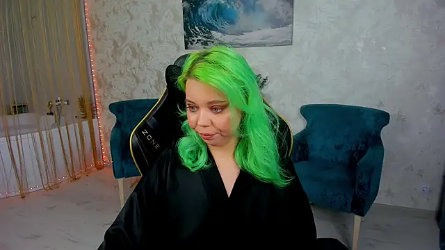 Snapshot of EnergyBunny_1 chatting on September 18, 4:31 pm EnergyBunny 1 online show from September 18, 4:31 pm