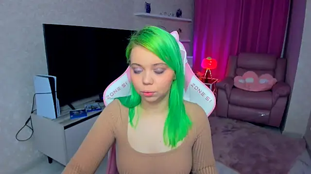 Snapshot of EnergyBunny_1 chatting on October 11, 7:23 pm EnergyBunny 1 online show from October 11, 7:23 pm