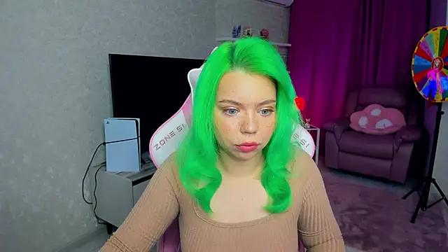 Snapshot of EnergyBunny_1 chatting on February 3, 7:19 pm EnergyBunny 1 online show from February 3, 7:19 pm