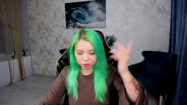 Snapshot of EnergyBunny_1 chatting on February 25, 7:34 pm EnergyBunny 1 online show from February 25, 7:34 pm