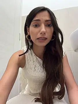  MiaQueen  online show from July 16, 10:38 pm