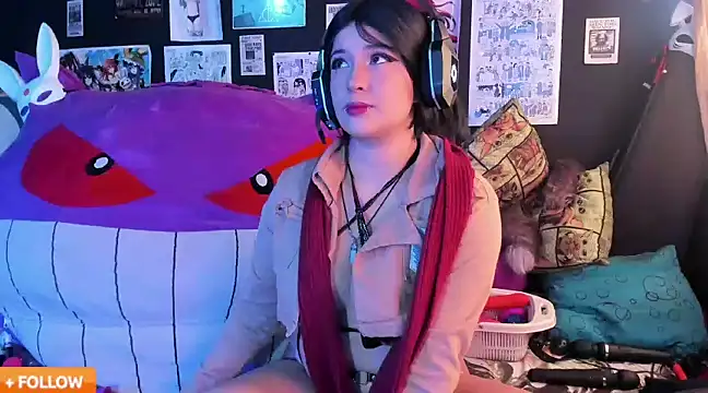 Emilythemachine online show from March 6, 3:13 pm