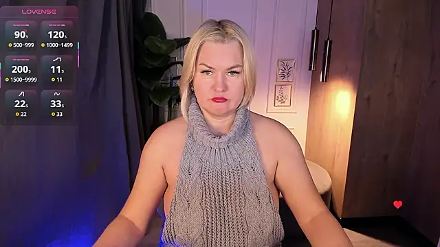 YolandaKiss online show from February 3, 8:14 pm