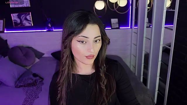 KylieMellow online show from January 15, 7:44 pm