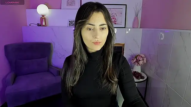 KylieMellow online show from January 18, 5:41 am