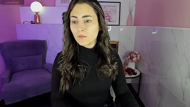 KylieMellow online show from January 19, 5:37 am