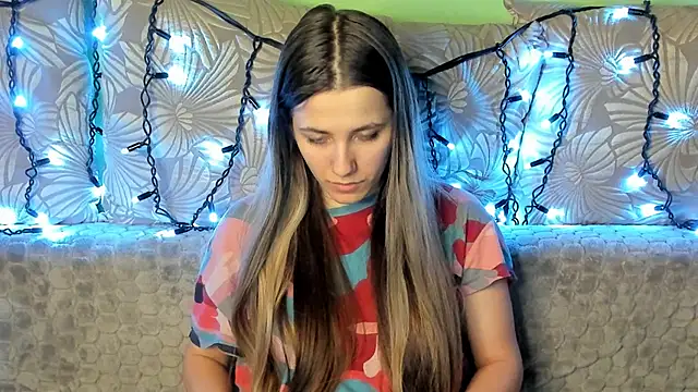 MaggieCake online show from February 16, 1:47 am