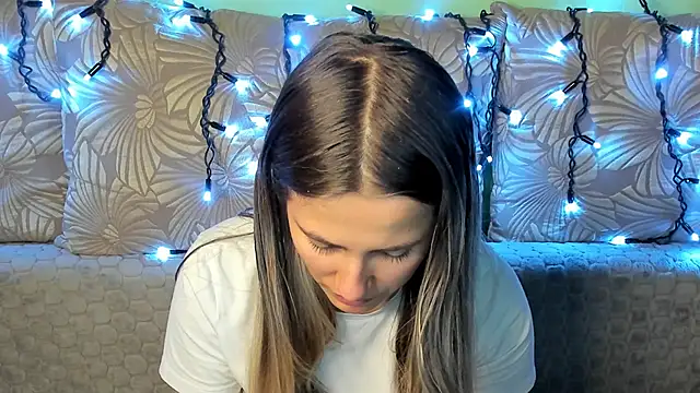 MaggieCake online show from October 26, 12:27 am