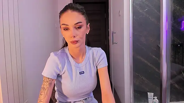 realhotfallingdevil online show from March 14, 7:03 am