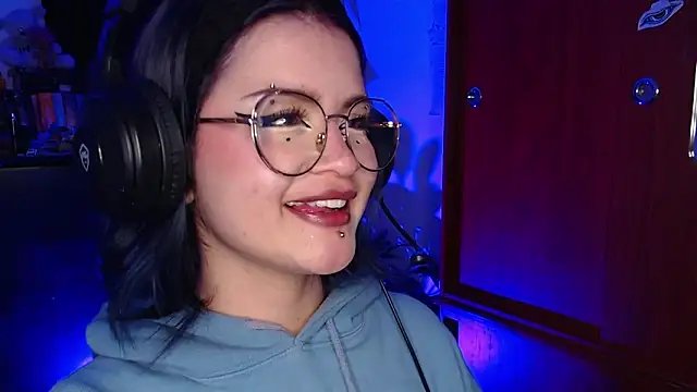 Raventh  online show from December 16, 1:43 am