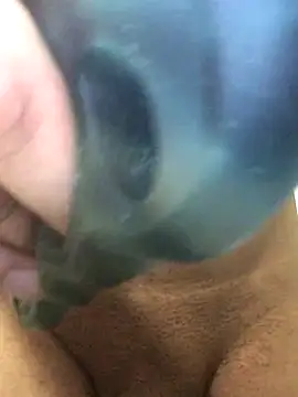 Snapshot of 69RIPsta69 chatting on November 6, 8:32 pm 69RIPsta69 online show from November 6, 8:32 pm