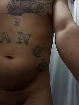 Snapshot of 69RIPsta69 chatting on November 26, 8:26 am 69RIPsta69 online show from November 26, 8:26 am