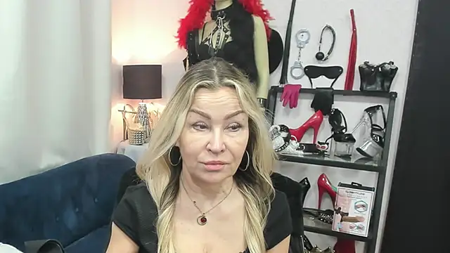 crystaLUX online show from March 31, 4:24 am