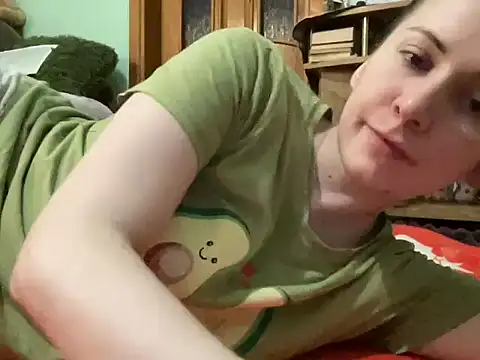 Snapshot of AngelTough20 chatting on July 19, 1:42 am AngelTough20 online show from July 19, 1:42 am