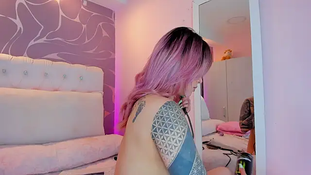 Snapshot of KeilaLovJack chatting on February 3, 1:19 pm KeilaLovJack online show from February 3, 1:19 pm