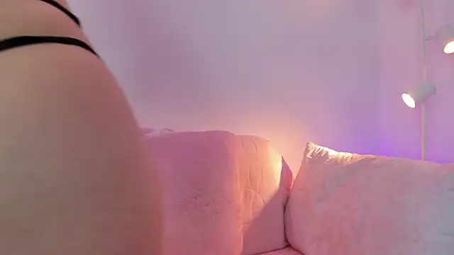 Snapshot of KeilaLovJack chatting on March 6, 6:30 am KeilaLovJack online show from March 6, 6:30 am